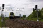 ES 64 U2 - 010 (182 510-8) MRCE Dispolok GmbH fr TXL - TX Logistik AG mit einem Containerzug in Stendal(Wahrburg) und fuhr in Richtung Magdeburg weiter. 24.05.2013