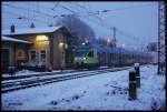 Der kleine Landbahnhof Natrup - Hagen an der Rollbahn ist noch immer besetzt und bietet auch in Wintertagen eine schöne alte Kulisse zu den heutigen modernen Fahrzeugen der Bahn.