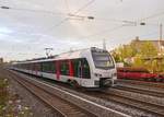 Abellio-ET25_2208+ET25_2305 sind als Doppeltraktion unterwegs auf der Linie RE19 Rhein-IJssel-Express als Zug ABR20029 von Arnhem-Centraal 15:44 über Emmerich nach Düsseldorf-Hbf 17:53.