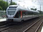 Ein Abellio Flirt als RB40 nach Hagen Hbf beim halt in Bochum Hbf.