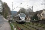 ET22006 rollt bei Altena(Westf) als ABR99732 (RB91  Ruhr-Sieg-Bahn ) von Hagen Hbf nach Siegen.