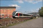 ET22005 und ein ET23xxx beschleunigen am Stadtrand von Hohenlimburg als ABR99735, (RB91  Ruhr-Sieg-Bahn ) nach Hagen Hbf.