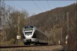 ET22005 und ein Schwestertriebzug legen sich als ABR99642 (RE16  Ruhr-SIEG-Express ) bei Witten in die Kurve.