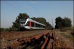 Ein ET23xxx ist als ABR33816 (RB40  Ruhr-Lenne-Bahn ), Hagen Hbf - Essen Hbf, zwischen Bochum und Essen unterwegs. (27.09.2009)