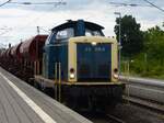 AGGERBAHN 212 376 mit Güterzug in Bünde (Westf.), 19.07.2023