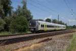 Agilis 440906 fährt am 6.6.2015 in Nersingen in Richtung Ulm durch.