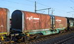 Drehgestell-Containertragwagen vom Einsteller AAE Ahaus Alstätter Eisenbahn AG (VTG) mit der Nr. 33 RIV 68 D-AAEC 4505 009-3 Sgmmns 105 beladen mit speziellen Hauben-Containern mit Planeverdeck der Fa. aCTS für Coil-Transporte am 21.03.19 Magdeburg Hbf.