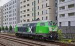 218 487-7 von AIXrail durchfährt am 19.06.2024 Düsseldorf-Wehrhahn