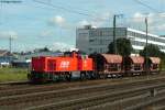 10.08.2011: Die AVG 468 (MaK G 1206 BB) fhrt mit einem bergabezug aus Gochsheim in Bruchsal ein.