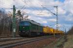 231 011 (W232.07 der AKN) mit Umbauzug vor Haar (05.04.2008)