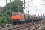 143 001 der Arcelor Mittal mit Silowagen Ganzzug in Fahrtrichtung Lehrte.