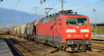 Bahnlogistik24 GmbH mit  120 205-0  (NVR:  91 80 6 120 205-0 D-BLC ) mit Getreidezug am 24.11.20 Bf.