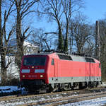 Die Elektrolokomotive 120 205-0 war Mitte Februar 2021 solo in Lintorf unterwegs.