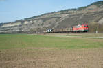 140 432-6 mit dem Henkelzug bei Thüngersheim Richtung Würzburg, 16.03.2017