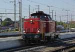 V 100 D21 (211 125) der Bentheimer Eisenbahn AG als Lz am 28.09.2013 in Rheine.