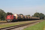 D22 der Bentheimer Eisenbahn AG (261 011-7, Baujahr: 1972) mit Güterzug 209 Coevorden de Heege-Osterwald in Esche am 2-10-2015.