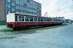 Der Beiwagen 270 002 des Prototyps der DR-Baureihe 270 für die Berliner S-Bahn am 05.11.1998 auf dem Werksgelände der Firma Adtranz Hennigsdorf.