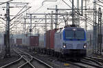 BOXX 193 882 in Hamburg-Harburg in Hamburg-Harburg fotografiert vom Ende Bahnsteig Gleis 5/6 