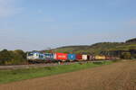 193 883 von  BoxXpress  mit einem Containerzug aus Gemünden kommend am 12.