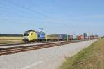 182 515 mit einem Containerzug am 26.07.2011 bei Hrbach.