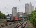 193 851 mit Containerzug in Fahrtrichtung Norden.