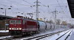 BUDAMAR WEST GmbH, Saalburg-Ebersdorf mit ihrer  250 004-9  (NVR:  91 80 6155 004-5 D-BDMW ) und einem Getreidezug am 16.01.24 Durchfahrt Bahnhof Schönefeld (bei Berlin).