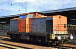 B & V Leipzig GmbH, Leipzig mit  V160.2  [NVR-Nummer: 92 80 1203 014-6 D-BUVL] aktuell wohl an STRABAG vermietet? am 18.08.19 Durchfahrt Bahnhof Flughafen Berlin Schönefeld.