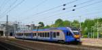 427 553 bei der Ausfahrt als CAN 31935 nach Bad Hersfeld am 1.05.09 in Kassel-Wilhelmshhe.