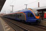 Der 428 007 „Bad Hersfeld“ als CAN 24200 der Cantus-Verkehrsgesellschaft am 26.03.2015 auf der Linie R 5 von Fulda nach Kassel Hbf kurz vor der Abfahrt in Fulda.