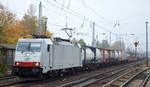 ITL - Eisenbahngesellschaft mbH mit  E 186 138  [NVR-Number: 91 80 6186 138-4 D-ITL] und Containerzug Richtung Frankfurt/Oder am 18.10.18 Berlin-Hirschgarten.