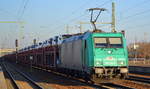 ITL - Eisenbahngesellschaft mbH, Dresden [D] mit  185 633-5  [NVR-Nummer: 91 80 6185 633-5 D-ITL] und PKW-Transportzug am 05.12.19 Bf.