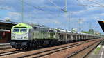 ITL mit  250 007-2  (NVR:  92 80 1250 007-2 D-ITL ) und einem Schüttgutwagenzug am 13.05.20 Durchfahrt Bf. Flughafen Berlin Schönefeld.