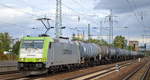 ITL - Eisenbahngesellschaft mbH, Dresden [D] mit  185 562-6  [NVR-Nummer: 91 80 6185 562-6 D-ITL] und Kesselwagenzug am 06.10.20 Durchfahrt Bf.