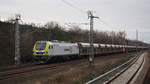 159 103 von Captrain, hier in Diensten der ITL - Eisenbahngesellschaft mbH, durchfährt Berlin Hohenschönhausen am Nachmittag mit einem Schüttgutwagenzug.

Berlin, der 20.01.2021