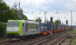 ITL - Eisenbahngesellschaft mbH, Dresden [D] mit   185 548-6  [NVR-Nummer: 91 80 6185 548-5 D-ITL] und Containerzug Richtung Frankfurt/Oder am 15.07.21 Berlin Hirschgarten.