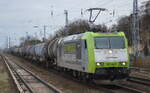 ITL - Eisenbahngesellschaft mbH, Dresden [D] mit  185 548-6  [NVR-Nummer: 91 80 6185 548-5 D-ITL] und Kesselwagenzug (für Dieselkraftstoff) am 03.01.21 Berlin Hirschgarten.