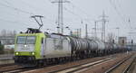 ITL - Eisenbahngesellschaft mbH, Dresden [D] mit  185 543-6  [NVR-Nummer: 91 80 6185 543-6 D-ITL] und Kesselwagenzug (Benzin) am 19.01.22 Durchfahrt Bf, Flughafen BER Terminal 5.