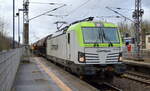 ITL - Eisenbahngesellschaft mbH, Dresden [D] mit  193 896-8  [NVR-Nummer: 91 80 6193 896-8 D-ITL] und Getreidezug am 02.02.22 bei der Durchfahrt Bf.