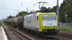 ITL - Eisenbahngesellschaft mbH, Dresden [D] mit  185 541-0  [NVR-Nummer: 91 80 6185 541-0 D-ITL] und einem Kesselwagenzug am 06.09.22 Berlin Hirschgarten.