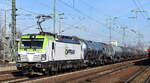 ITL - Eisenbahngesellschaft mbH, Dresden [D] mit ihrer  193 583-2  [NVR-Nummer: 91 80 6193 583-2 D-ITL] und einem Kesselwagenzug am 15.02.23 Durchfahrt Bahnhof Flughafen BER Terminal 5  