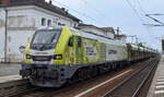 ITL - Eisenbahngesellschaft mbH, Dresden [D] mit ihrer  159 102-3  [NVR-Nummer: 90 80 2159 102-3 D-ITL] und einem Ganzzug Schüttgutwagen (Sand) am 20.06.23 Durchfahrt Bahnhof Jüterbog.