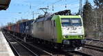 ITL Eisenbahngesellschaft mbH, Dresden [D] mit ihrer  185 517-0  [NVR-Nummer: 91 80 6185 517-0 D-ITL] und einem Containerzug am 26.03.24 Höhe Bahnhof Berlin-Hirschgarten.