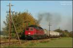 W232.03 der ITL mit einem Kesselwagenzug nach Cunnersdorf in Sachsen bei Hausdorf.