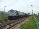 250 007 2 der ITL im Hp Oberrothenbach bei Zwickau am 05.05.2005. Dieser Blue Tiger befrdert gerade ber 2300t in 55 Wagen. Schon faszinierend!!!