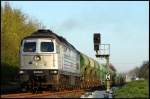 ITL W 232.04 bei Schotterarbeiten zwischen Velgast und Barth am 27.04.2007, hier in Hhe der Ortschaft Manschenhagen.