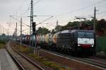 ES 64 F4 - 289 (189 289-2) der MRCE im Dienst fr die ITL mit einem Containerzug in Rathenow in Richtung Wustermark. 07.10.2010