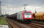 185 650-9 (ITL) kommt mit einem Kesselwagenzug am 15.07.2011 im Gbf von Grokorbetha an