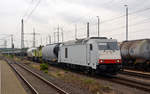 285 107 holte am 24.06.18 die in Rackwitz über den Prellbock gefahrene 275 821 der RBB ab.