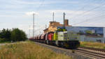 Mit dem Quarzsandzug aus Scharzfeld passieren die beiden RBB-Loks 000 1506 und 61 015 am 20.07.19 das Landsberger Claas-Werk Richtung Bitterfeld.