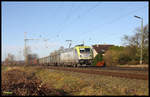 Die neue Captrain Lok 187013 kam am 25.11.2017 um 12.01 Uhr mit einem Ganzzug in Richtung Löhne durch Wissingen.